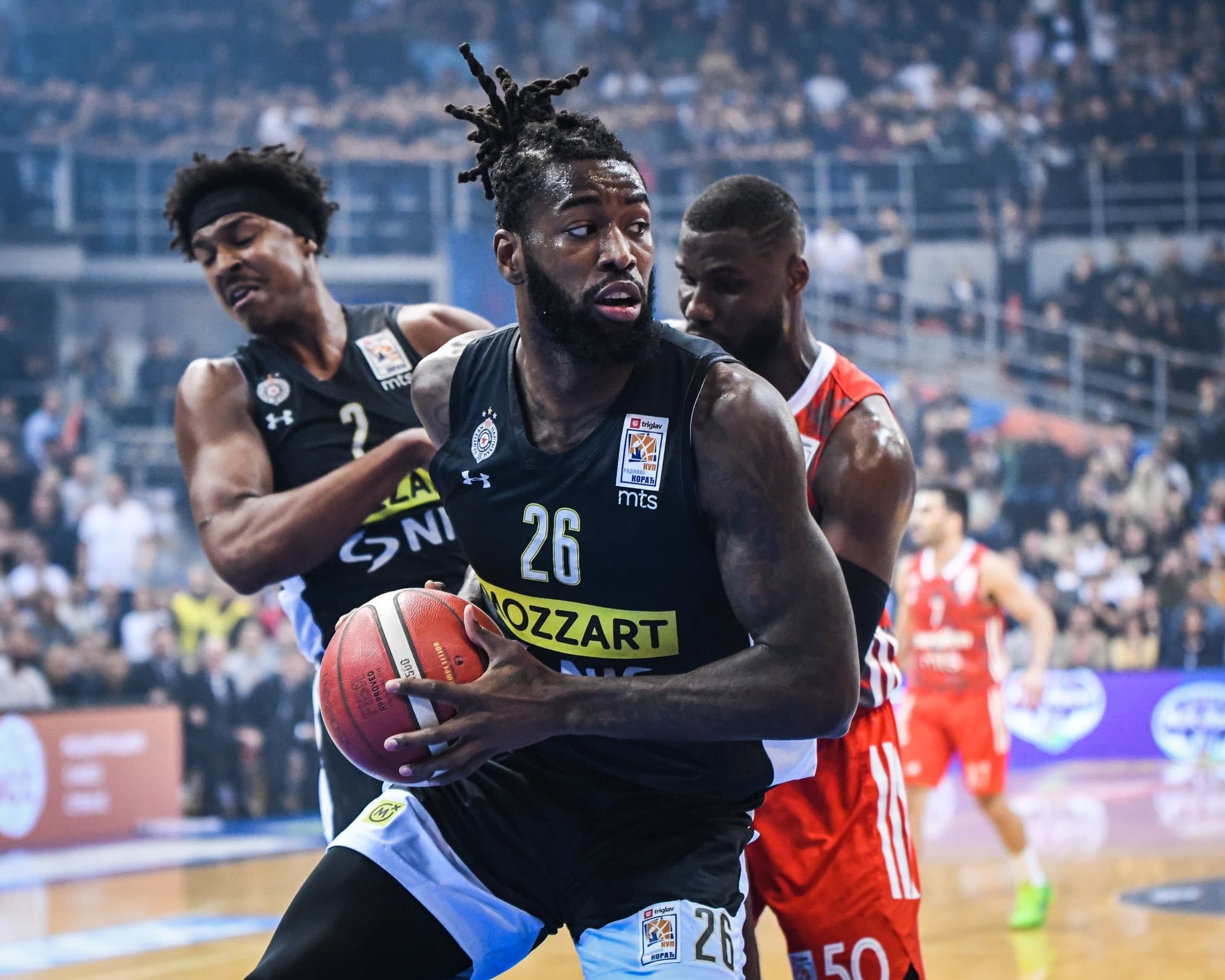 Mathias Lessort brille malgré la défaite, Malcolm Cazalon en finale