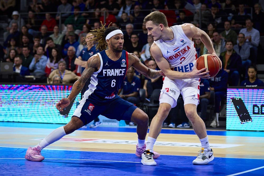 Vincent Collet : « Nous gagnons ce match grâce à notre défense »