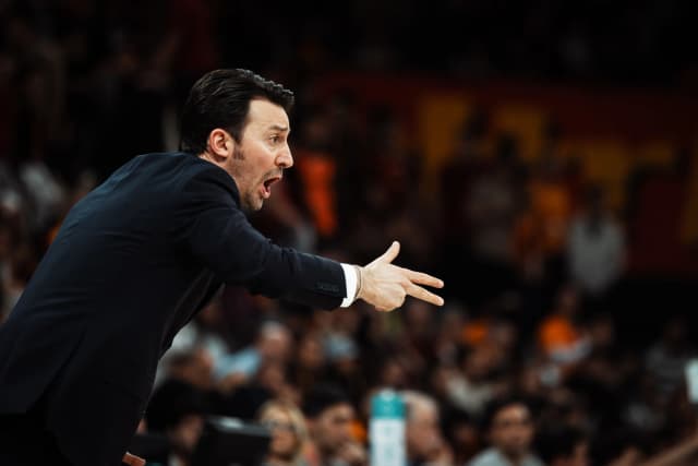 Les “grandes ambitions” de Francesco Tabellini, nouveau coach du Paris Basketball