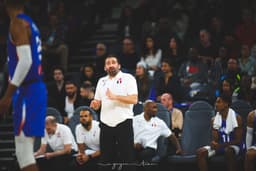 Frédéric Fauthoux revient sur la victoire de l'équipe de France contre le Monténégro en préparation à l'EuroBasket 2025