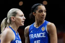 Gabby Williams et Marine Johannès joueront jeudi leur quart de finale