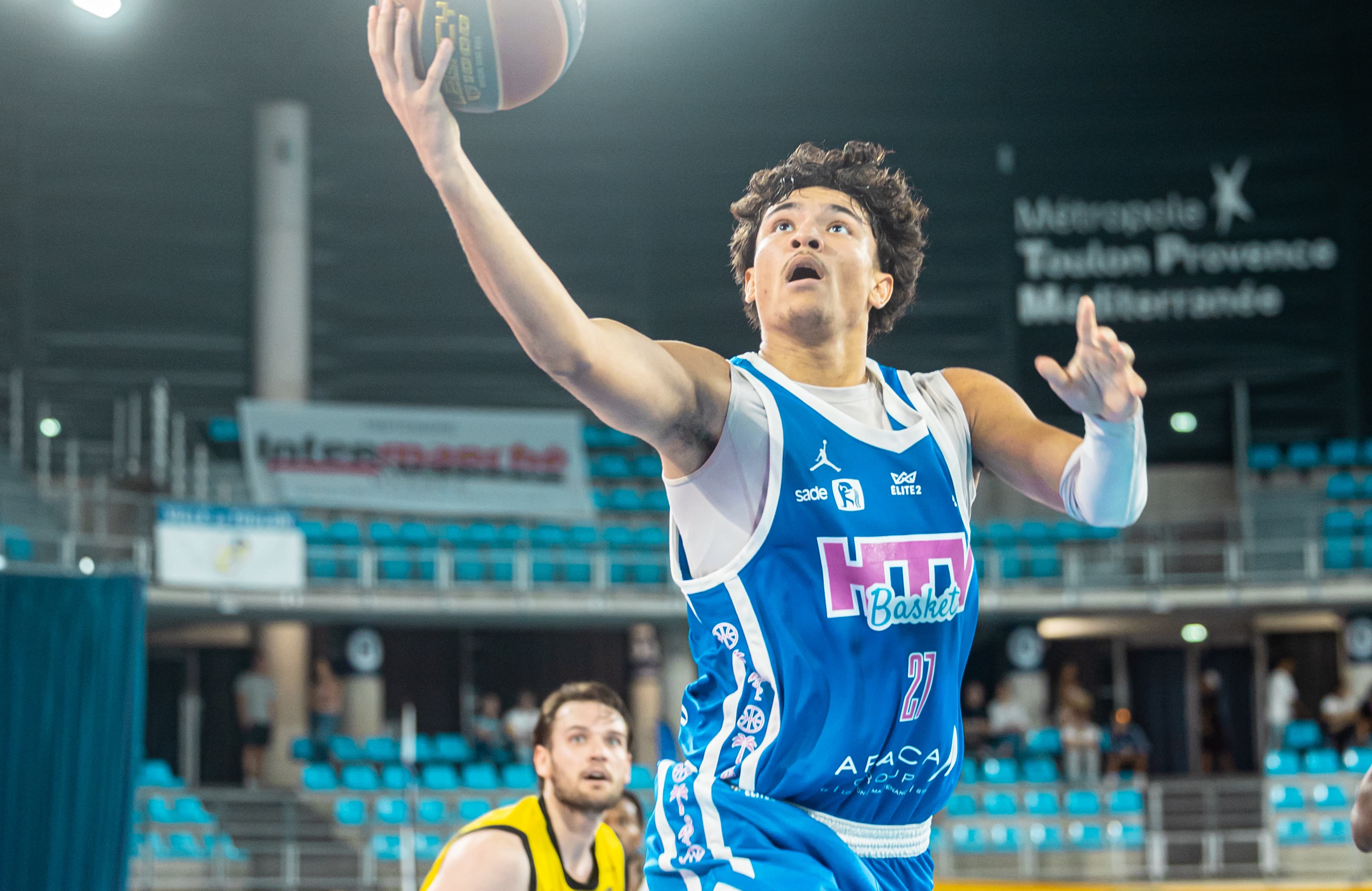 « Mon objectif suprême, c'est la NBA » : Natéo Gabriel Des Bordes, le jeune shooteur qui fait ses débuts professionnels à Hyères-Toulon
