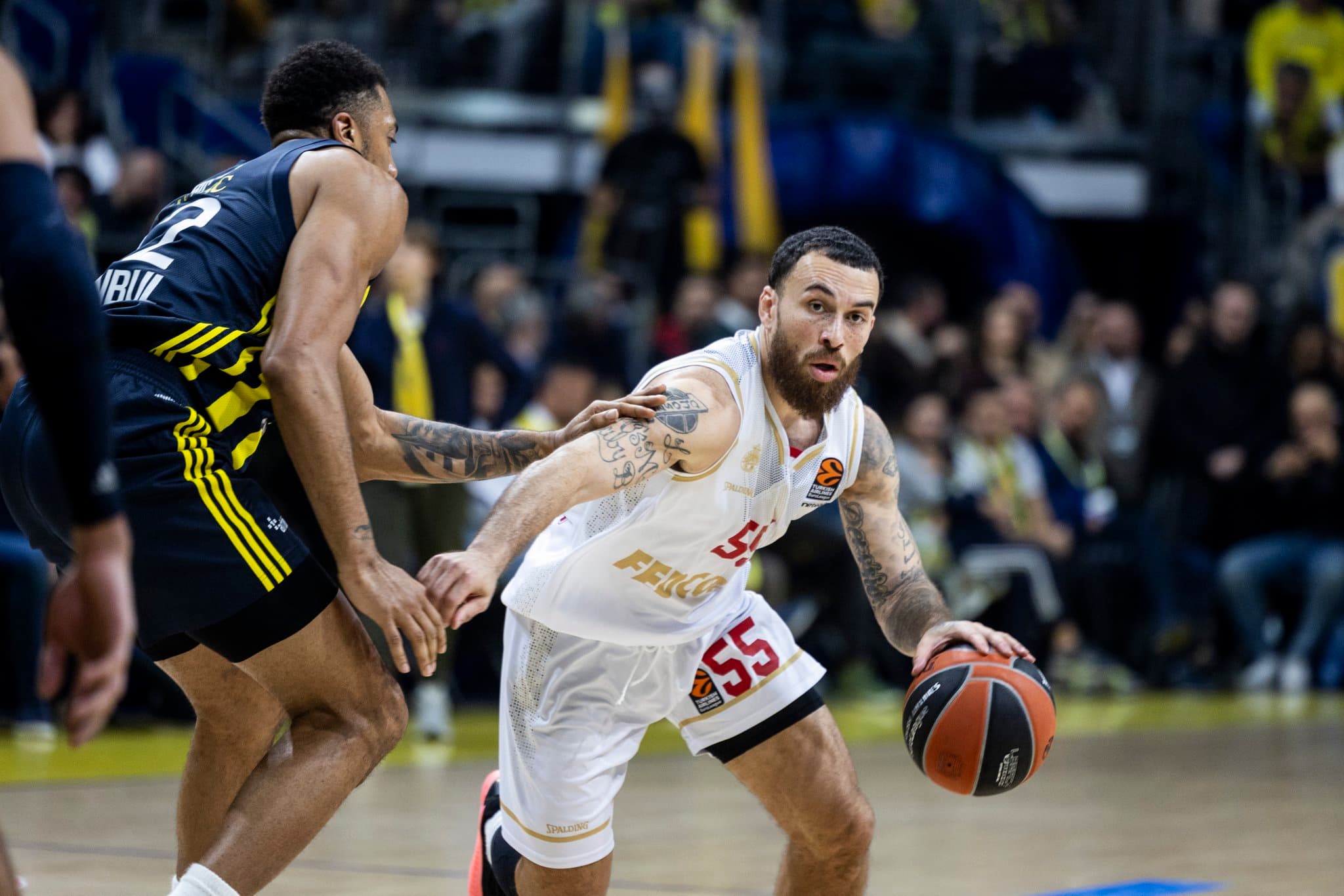 Après la démonstration de l’AS Monaco chez le Fenerbahçe (+30), la Betclic ÉLITE truste les deux premières places de l’EuroLeague !