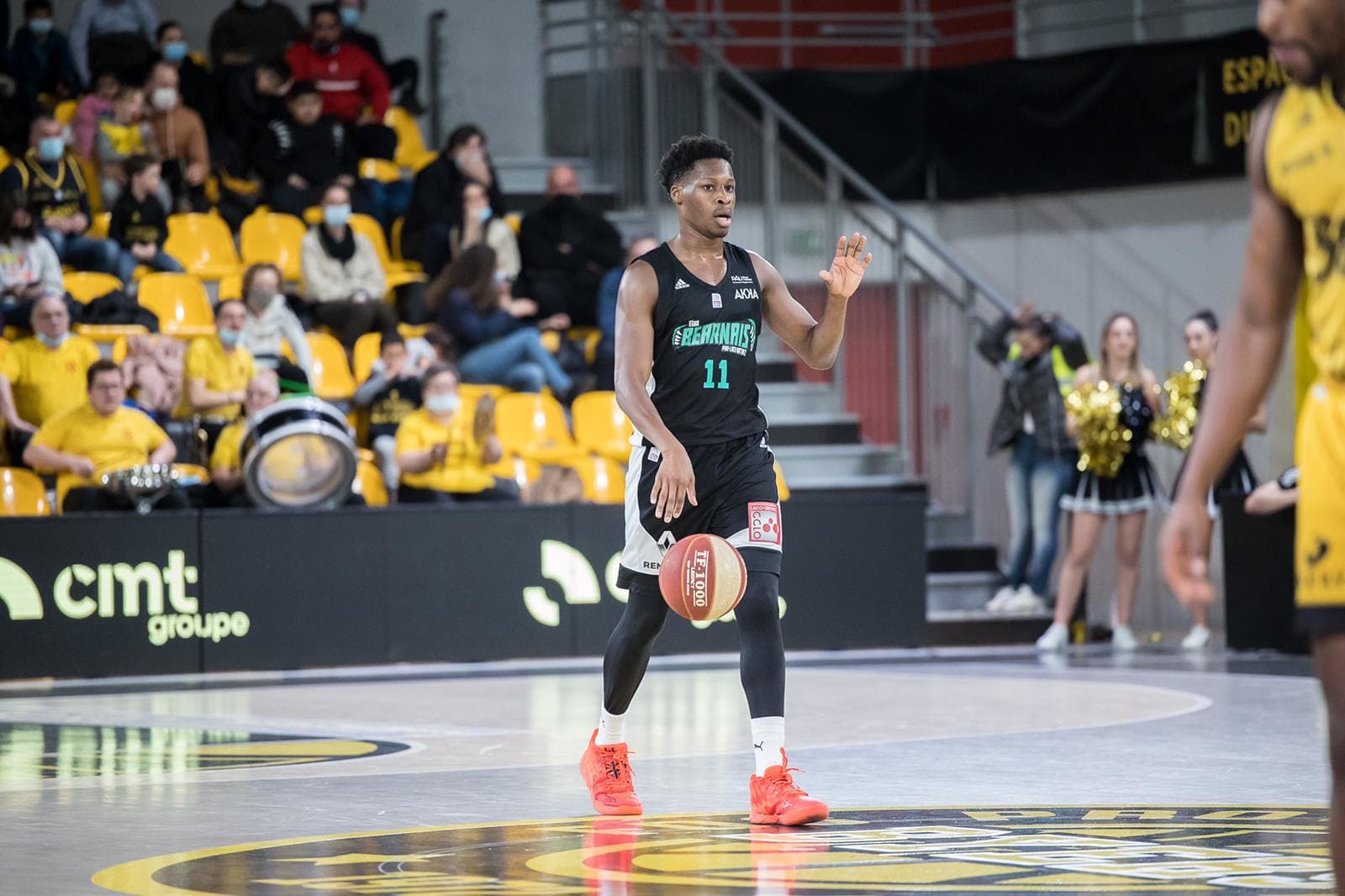 « On n’a pas joué intelligemment » regrette Gérald Ayayi après Pau-Nanterre