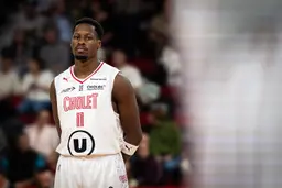 Gerald Ayayi fait partie de plusieurs Top 10 positifs, illustrant son impact à Cholet