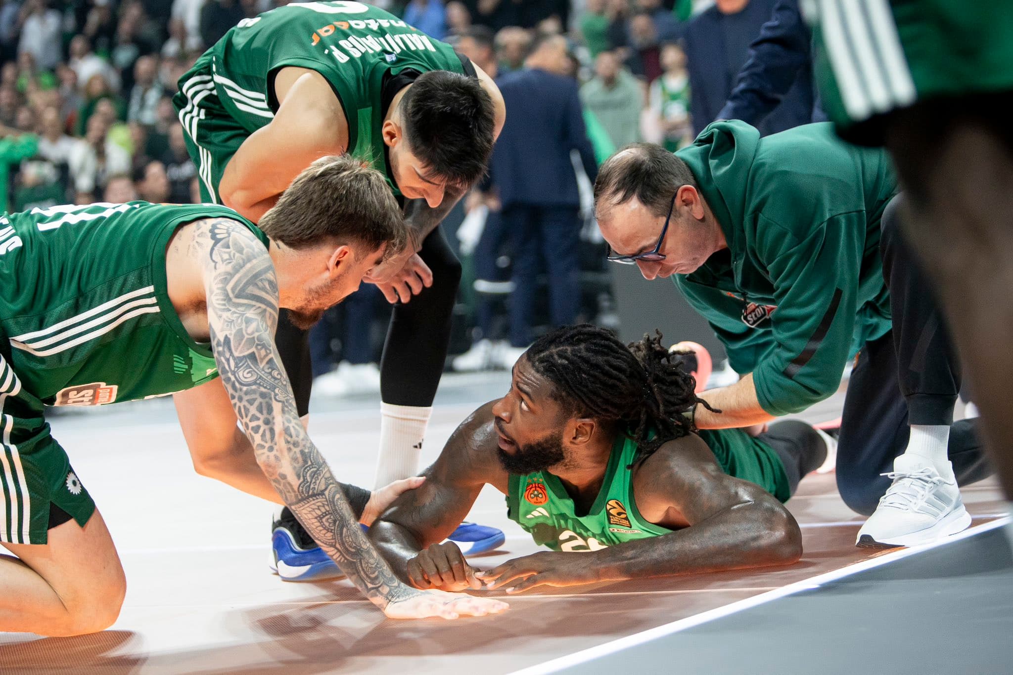 Ergin Ataman : « Mathias Lessort s’est cassé la jambe et un supporter a fait une crise cardiaque »