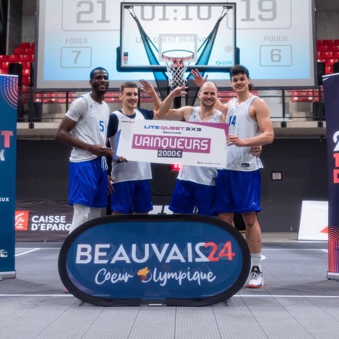 « J’arrive et je suis tout nu » : avec le novice Lahaou Konaté, les Bleus remportent le tournoi de Beauvais