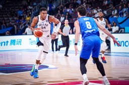 Giannis Antetokounmpo a parfaitement lancé la Grèce contre Israël