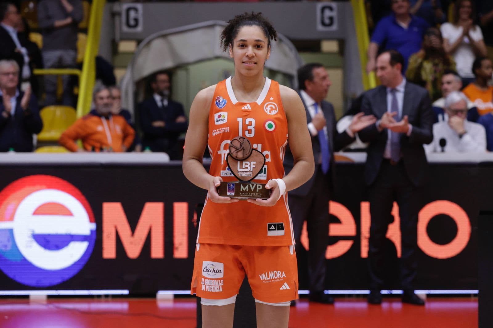 Championne d’Italie, Janelle Salaün est la MVP de la finale !