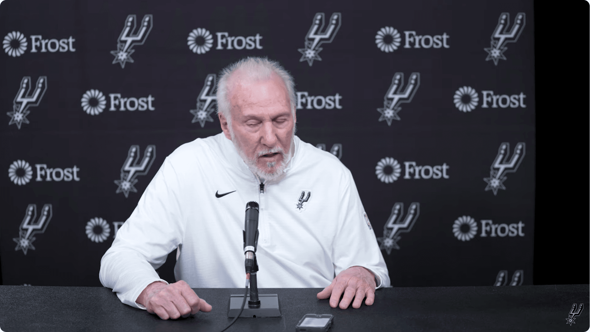 Gregg Popovich, coach des Spurs, éloigné pour raisons de santé