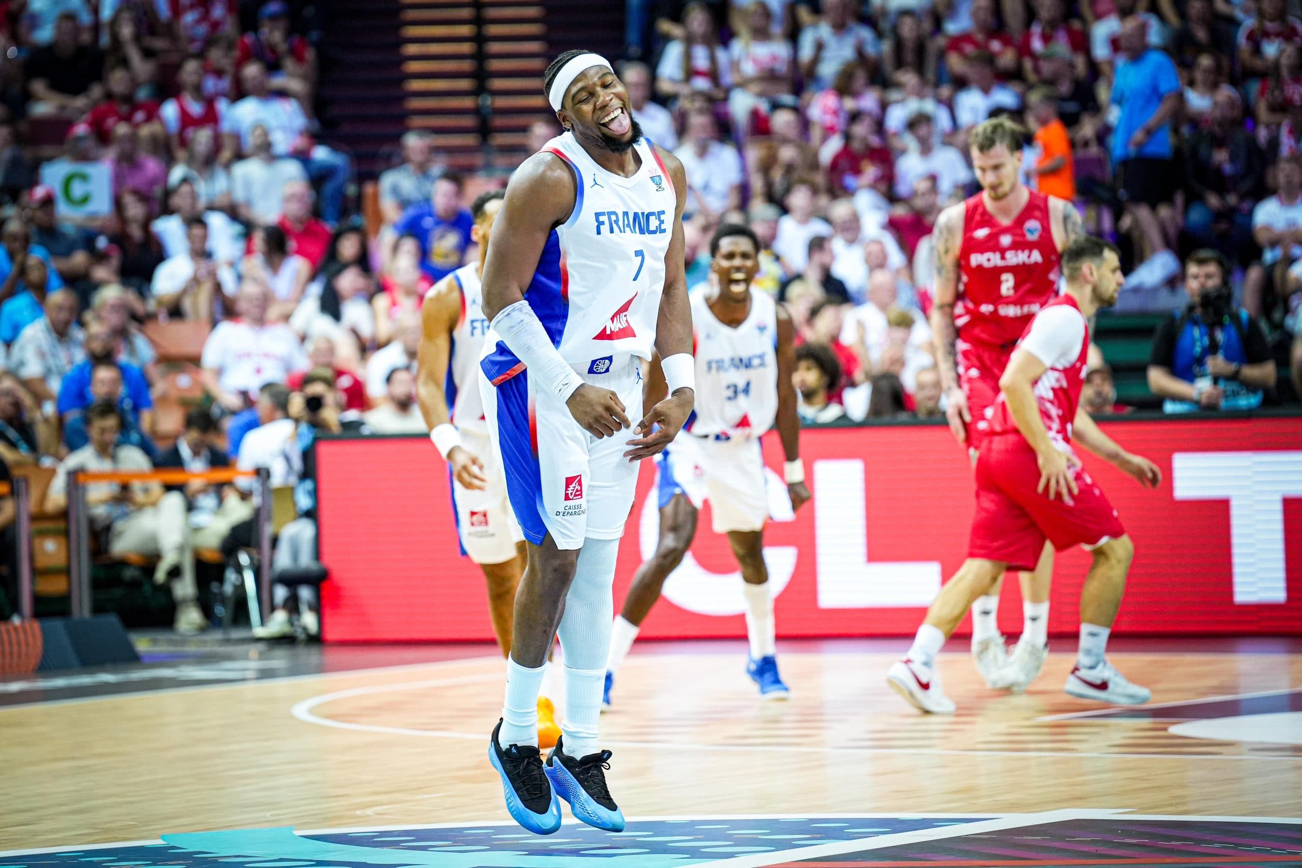 « On a tous suivi son exemple » : le match record de Guerschon Yabusele relance les Bleus