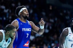 Guerschon Yabusele apprécie l'ambiance au sein du vestiaire de l'équipe de France