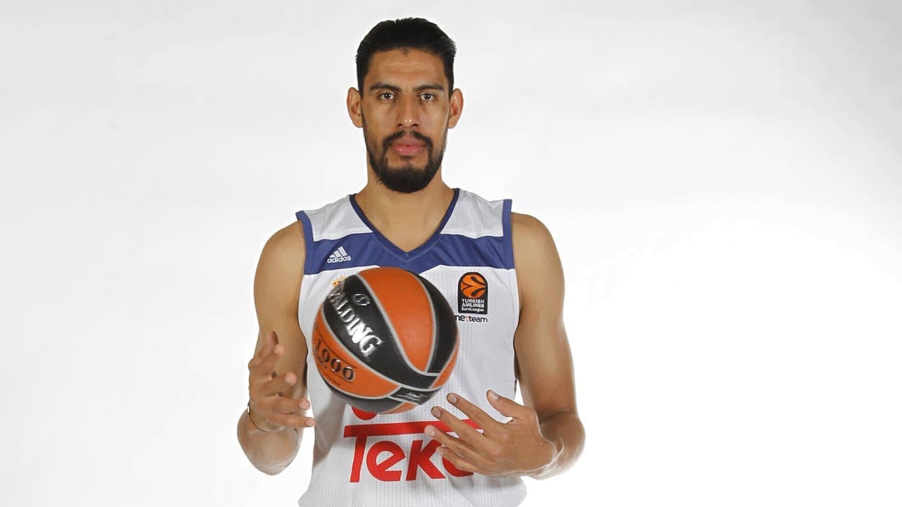 Gustavo Ayon prend sa retraite