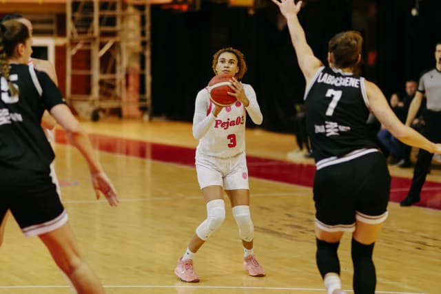 Eve Wembanyama débarque en Pologne