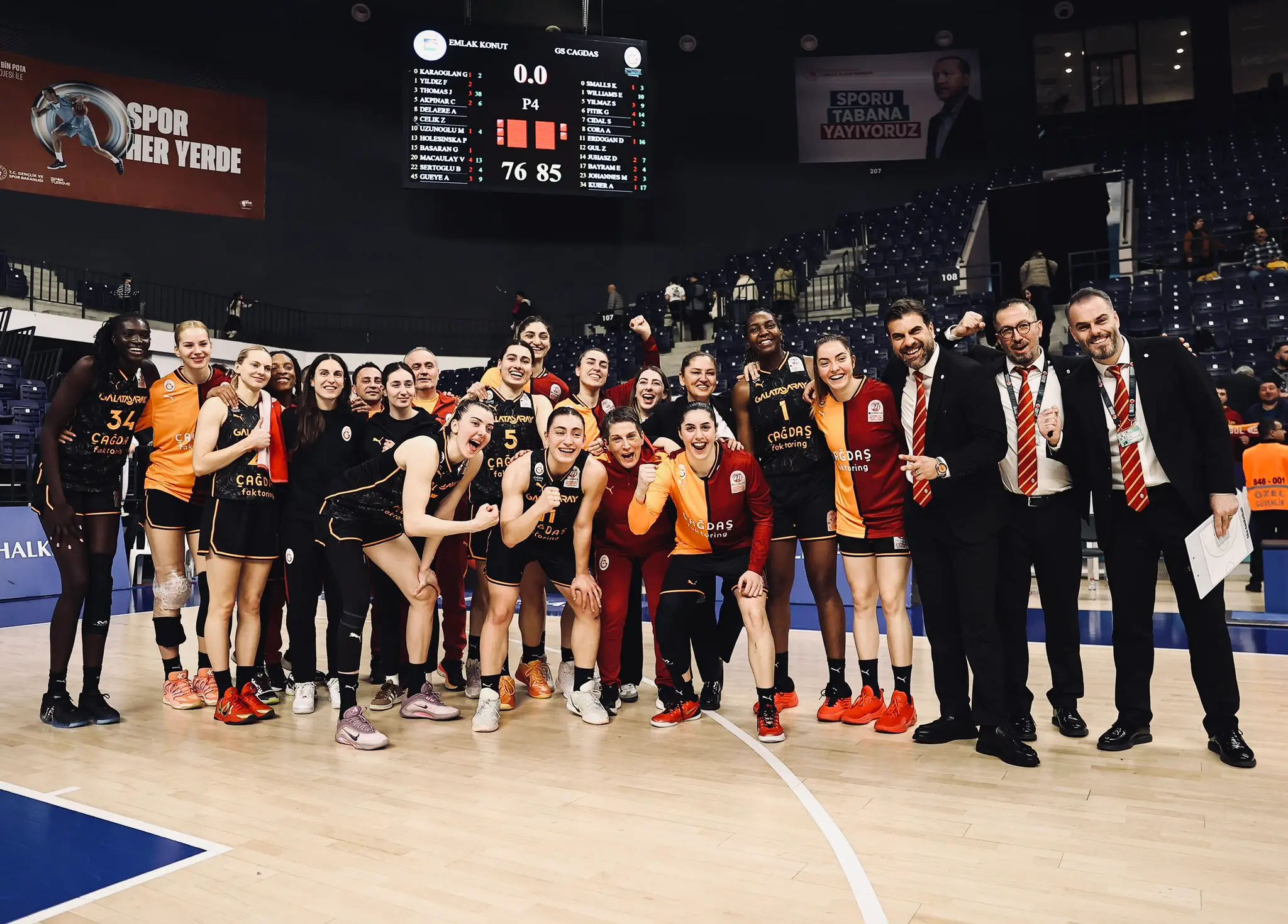 Marine Johannès défiera Gabby Williams et Iliana Rupert en finale du championnat turc !