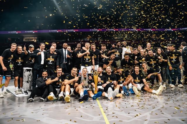 Dubai signe son acte de naissance avec un premier titre en ABA League