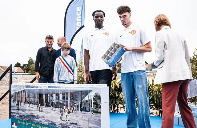 La première pierre du nouveau Sportica posée à Gravelines, près de trois ans après l'incendie