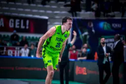 Hugo Besson a relancé le Tofas Bursa en toute fin de match