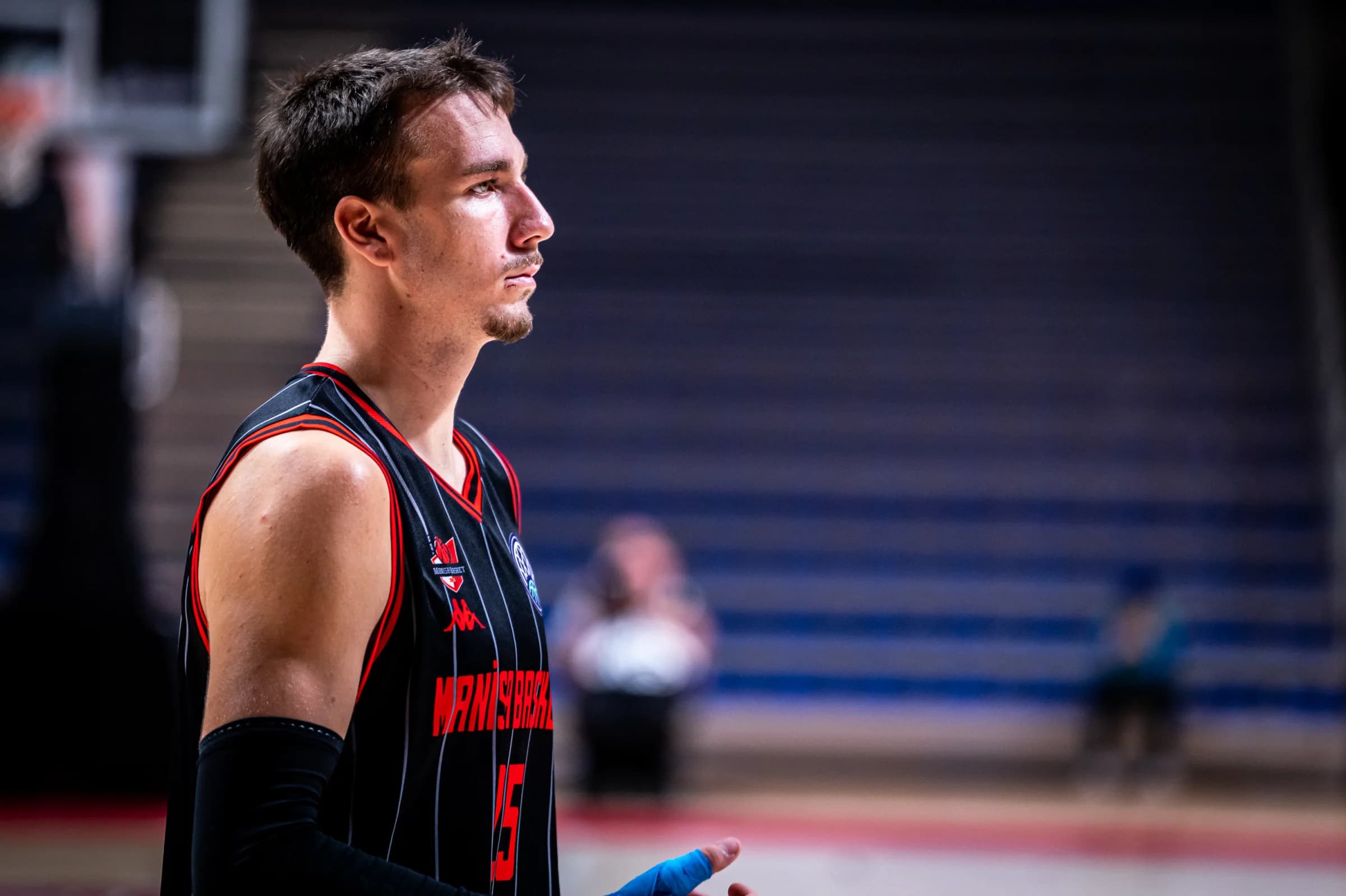 Encore 23 points pour Hugo Besson, mais la défaite cette fois pour Manisa