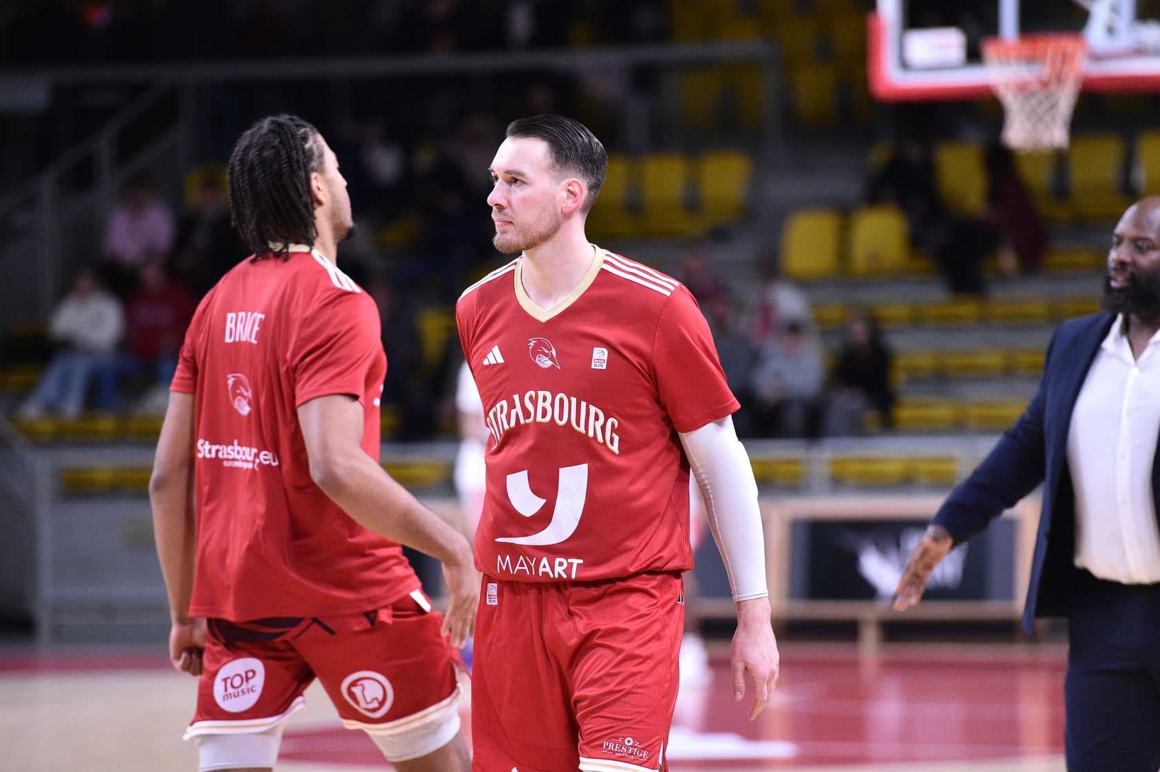 Strasbourg : Invernizzi absent pour une durée indéterminée, Chikoko également à l’arrêt