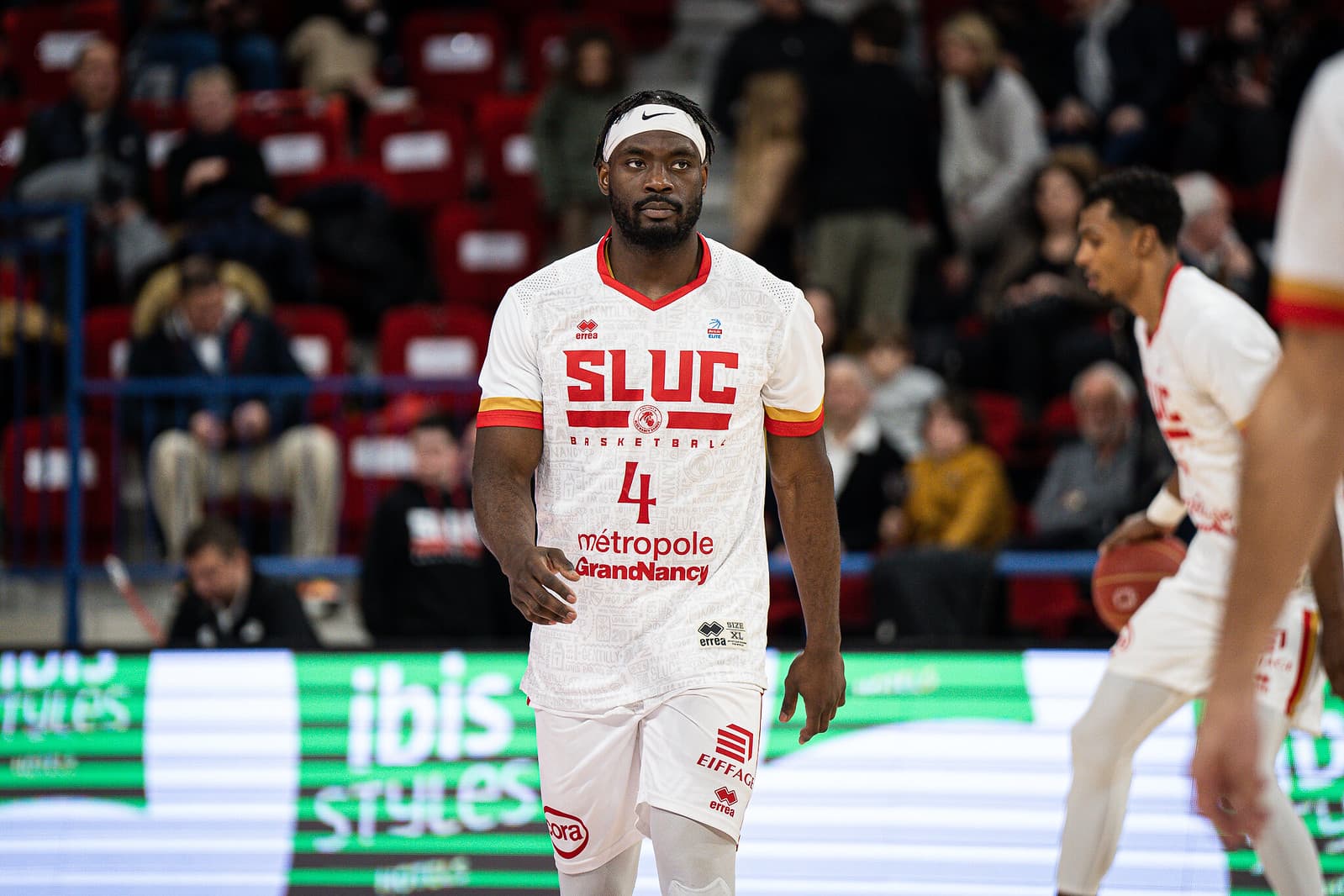 Ike Nwamu quitte Nancy, Jordan Bowden a encore du temps