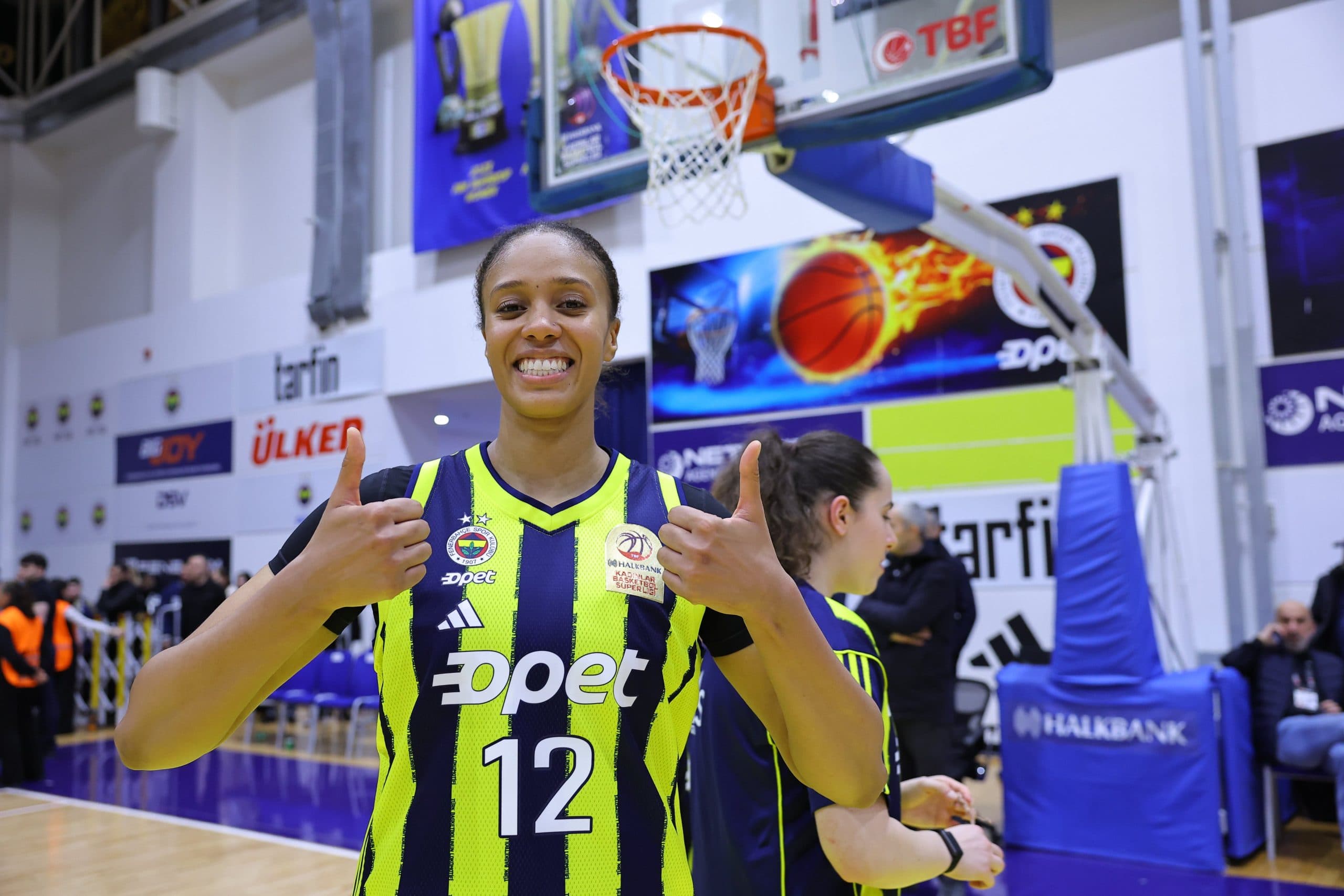 Derrière une Iliana Rupert MVP, Fenerbahçe décroche la première manche des finales turques face au Galatasaray d’une Marine Johannès tranchante