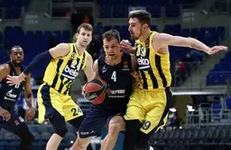 Kevin Pangos, au duel avec un autre néo-retraité : Nando De Colo