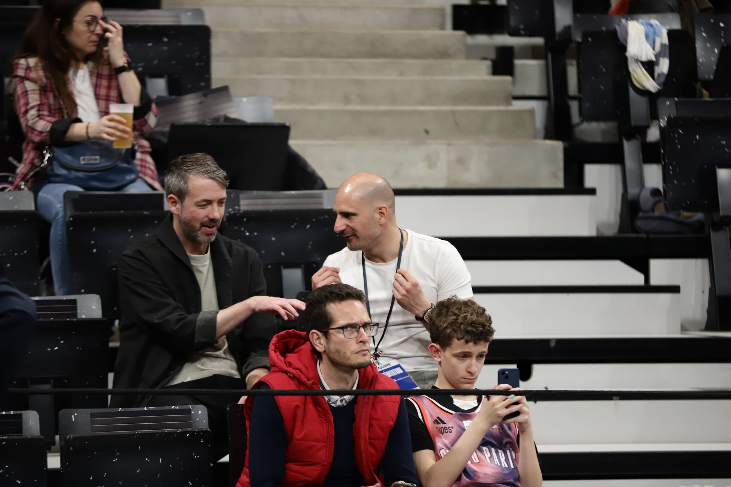 Anthony Brossard suivra bien Zaccharie Risacher à Atlanta, sans intégrer le staff des Hawks