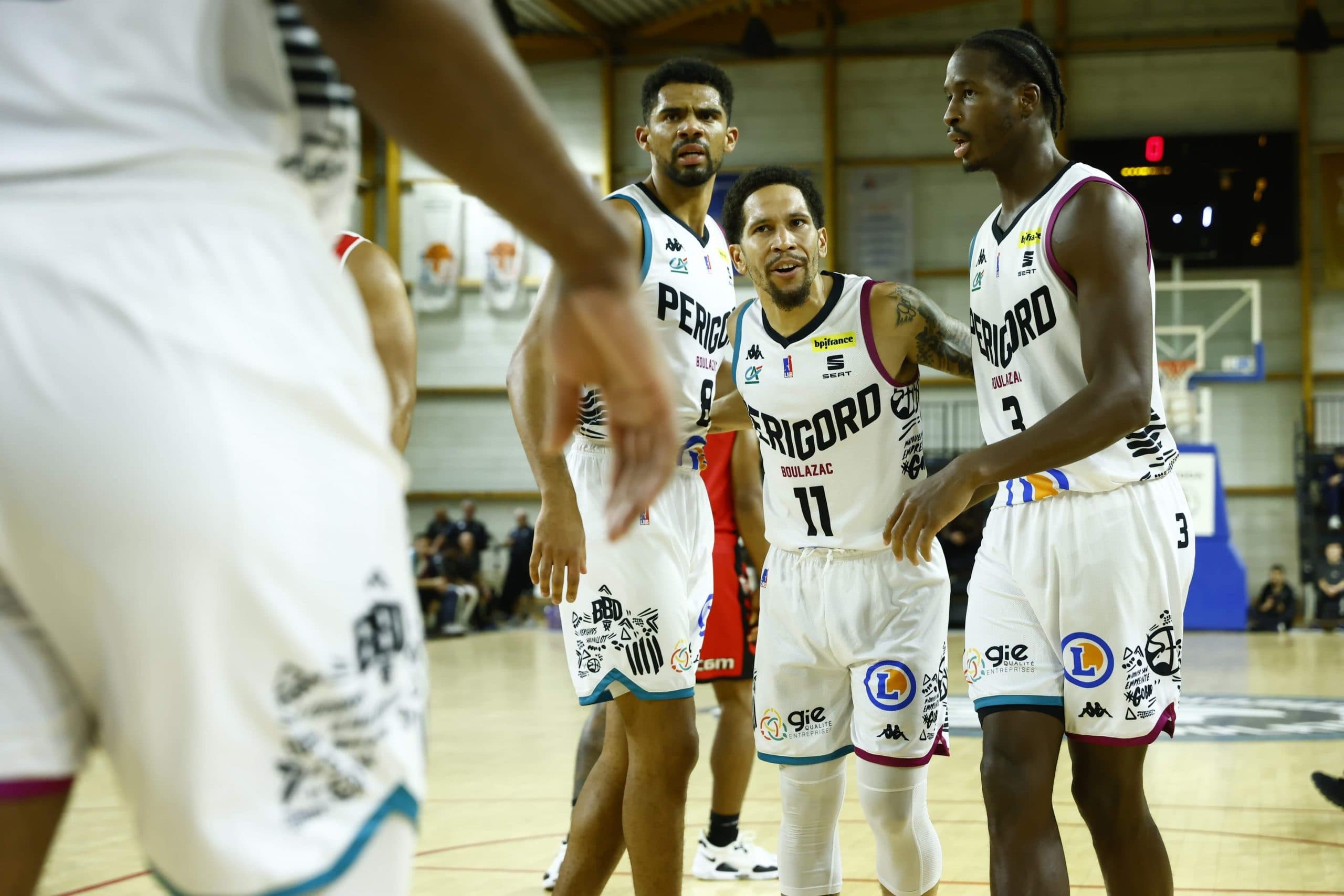 Boulazac et Angers filent dans le dernier carré