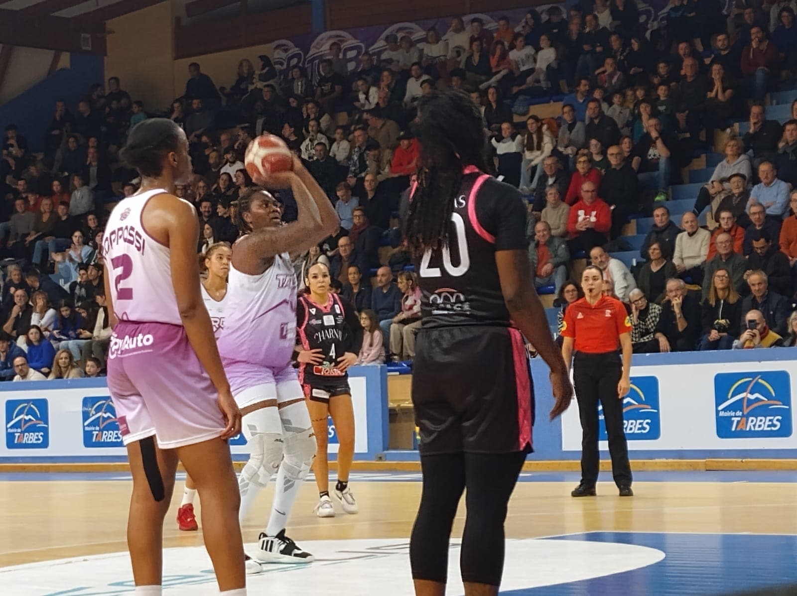 Tarbes résiste au retour de Charnay