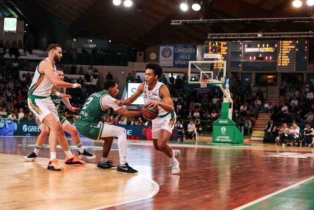 Au Portel, les jeunes joueurs prennent leurs marques en Betclic ÉLITE dans un contexte délicat