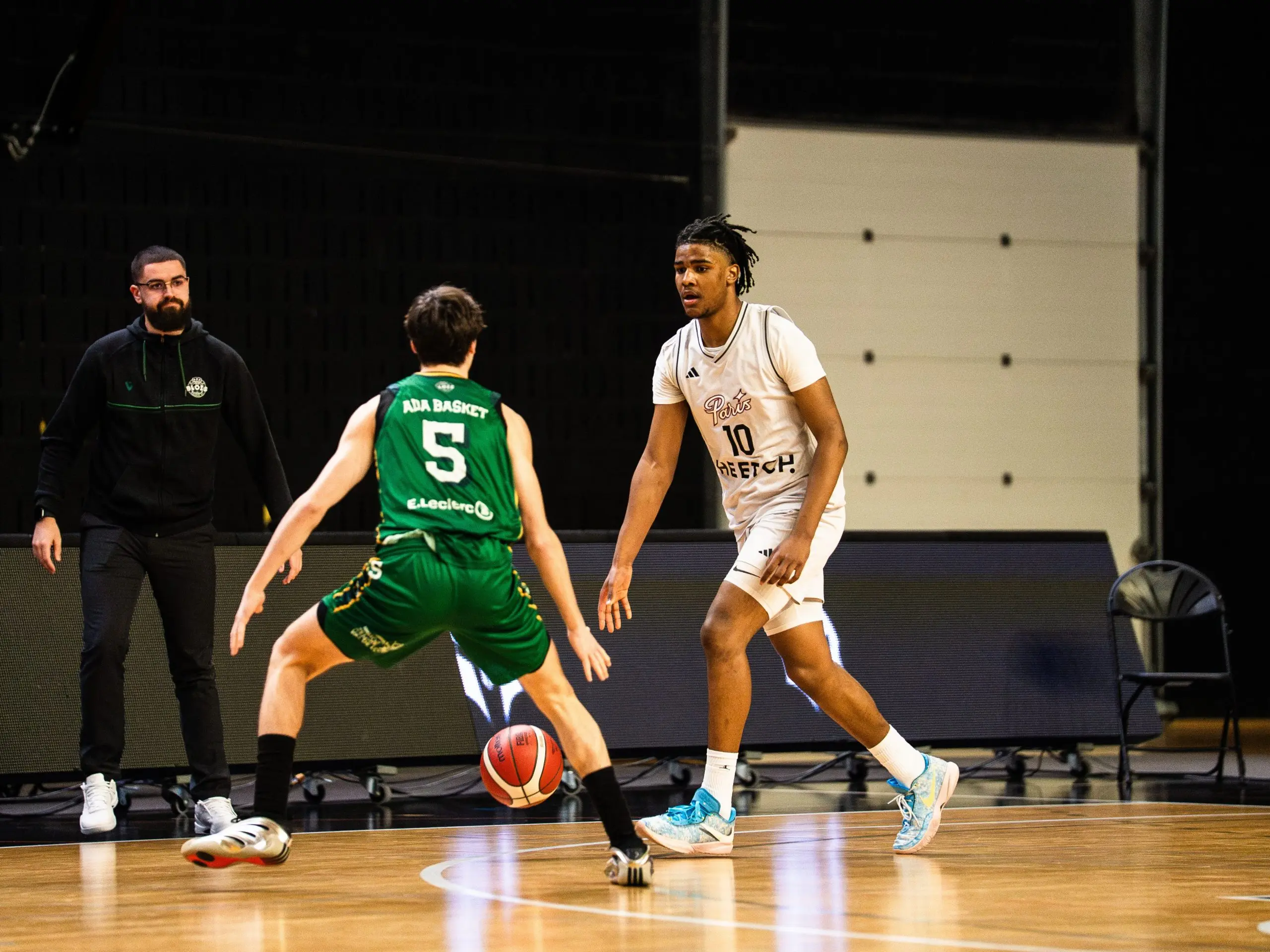Ilian Moungalla passe pro avec le Paris Basketball