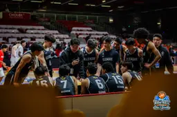 La sélection Japonaise de B.League lors du Cholet Mondial Basketball