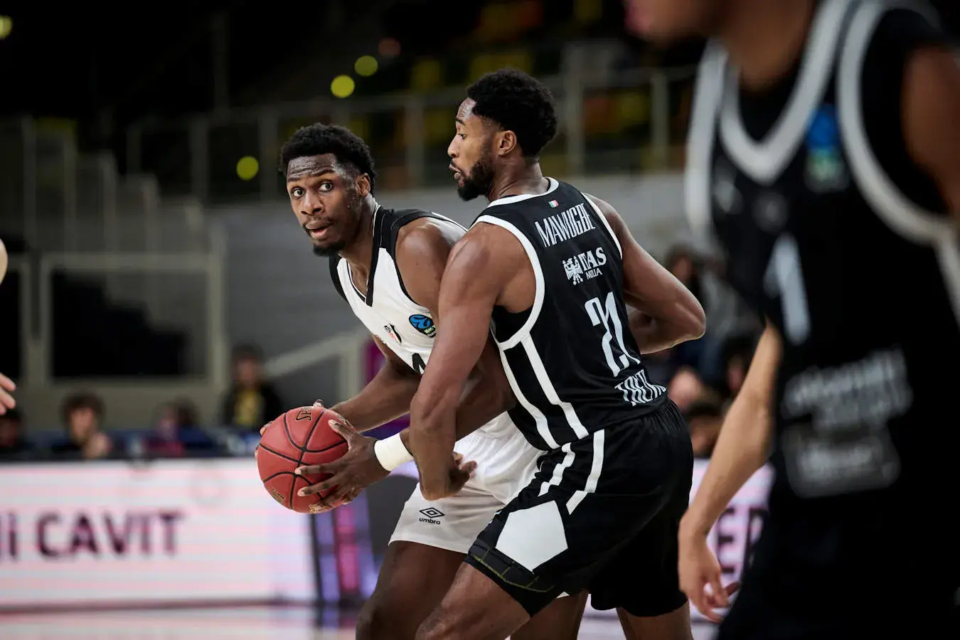 Ismaël Kamagate voit ses droits NBA de nouveau changer d’équipe