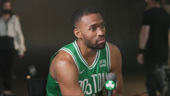 Le FC Barcelone officialise la signature de Jabari Parker
