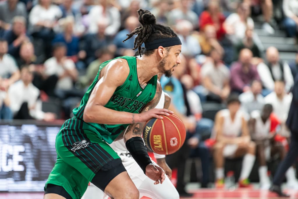 Bourg – Nanterre : Sene va tenir sa place, Massa incertain