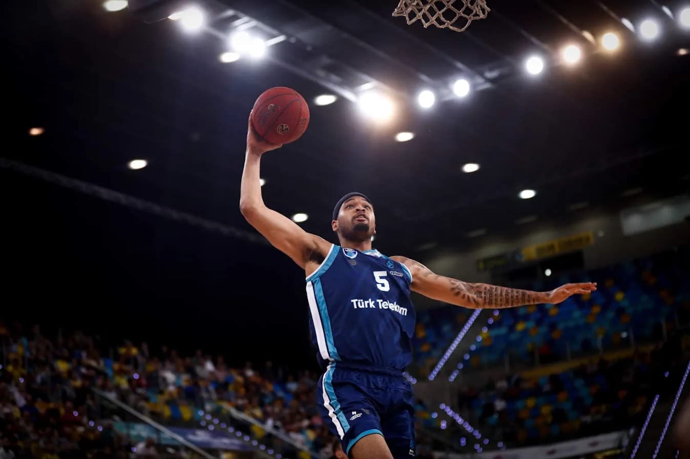 James Palmer Jr. vers Galatasaray