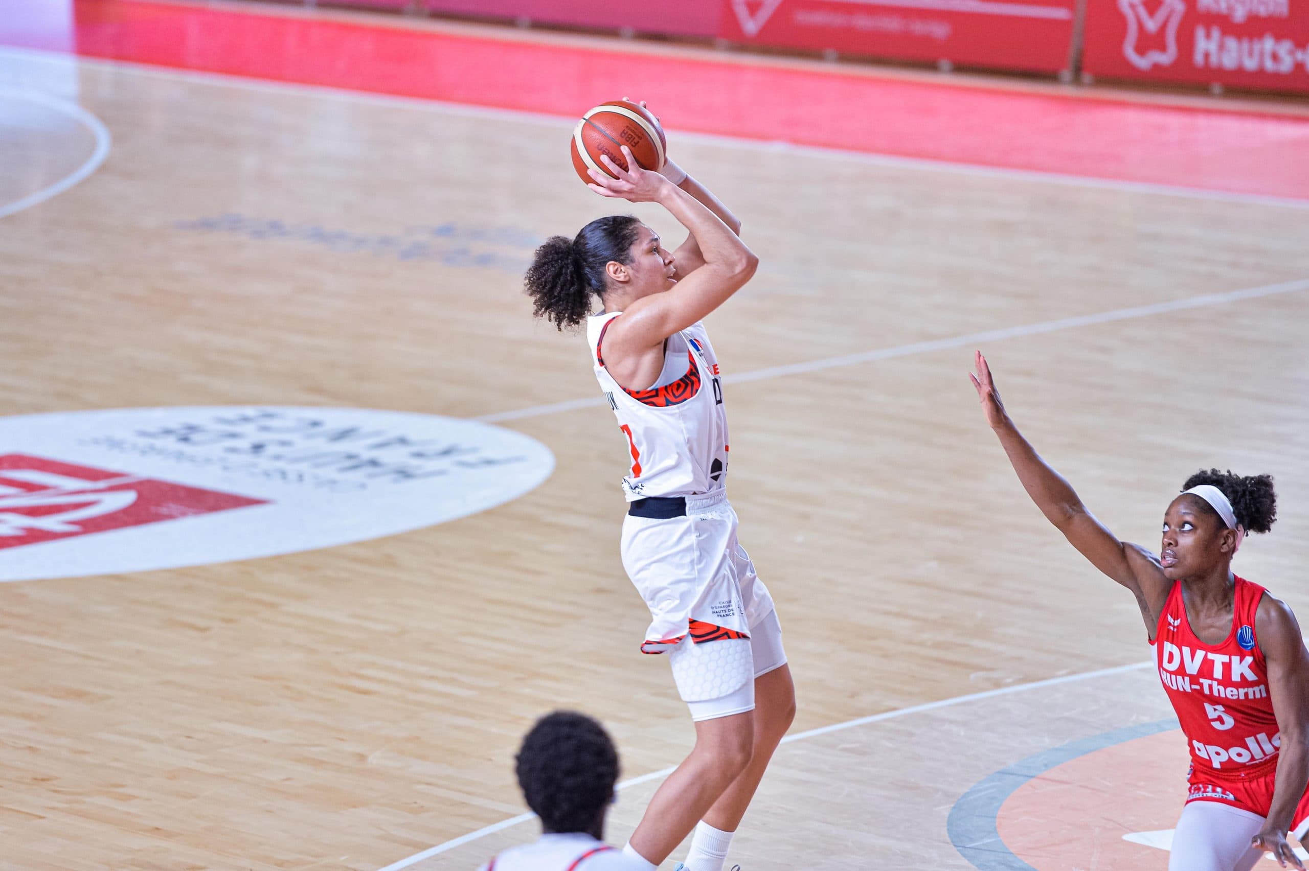 24 points, record en carrière dans un match capital pour Janelle Salaün : « Ça prouve qu’elle grandit ! »