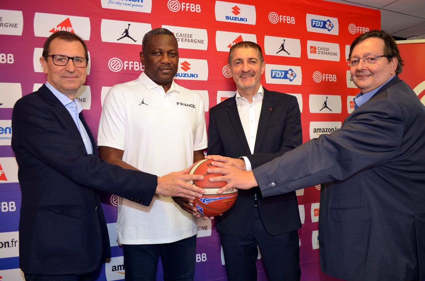Jean-Aimé Toupane : « J’ai toujours observé le basket féminin »
