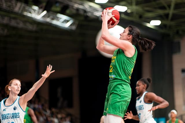 Basket Landes craque contre Sopron