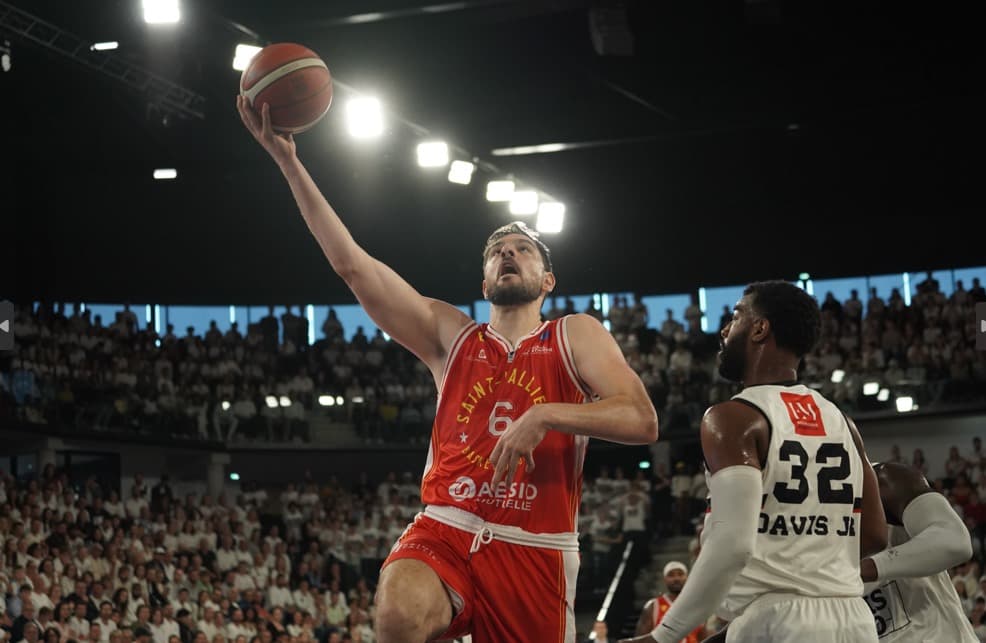 Jérôme Cazenobe et Deng Geu restent à Saint-Vallier