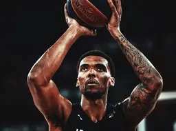 Joel Bolomboy a fini en double-double contre le SCABB