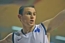 Jonathan Bourhis est décédé le 1er novembre 2009 dans un accident de la route