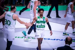 Jordan Floyd est de retour à Bursa, mais cette fois pour jouer pour Tofas