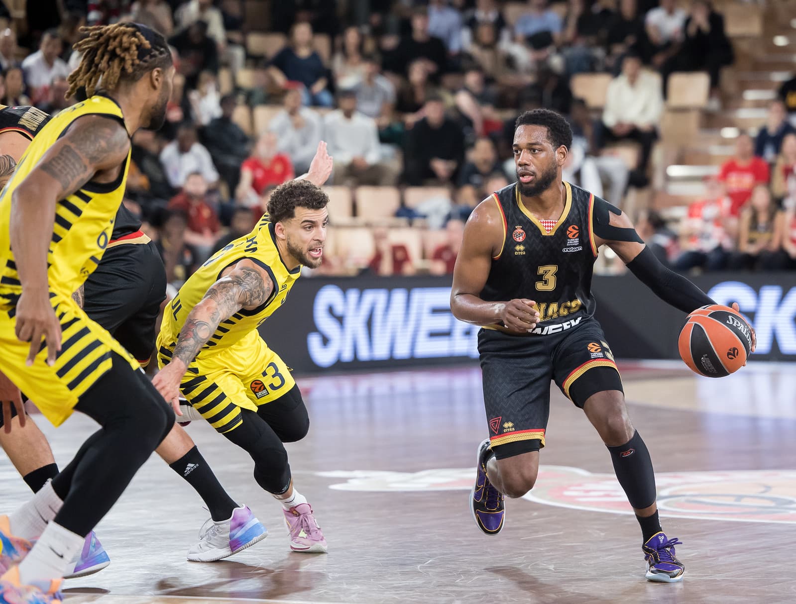 Monaco : Ouattara et Moneke incertains contre Strasbourg, Loyd absent