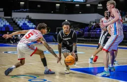 Jordan Sears a planté 38 points pour ses débuts en BCL