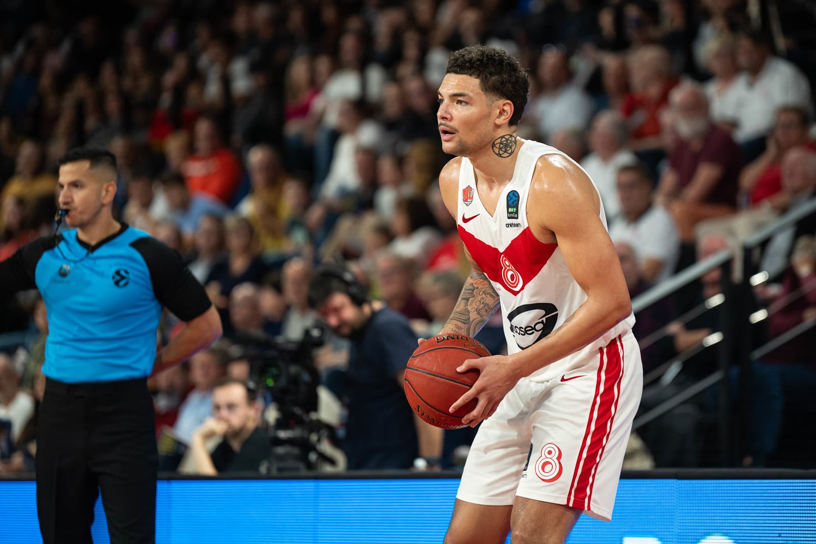 +35 : La JL Bourg en démonstration chez le leader choletais !