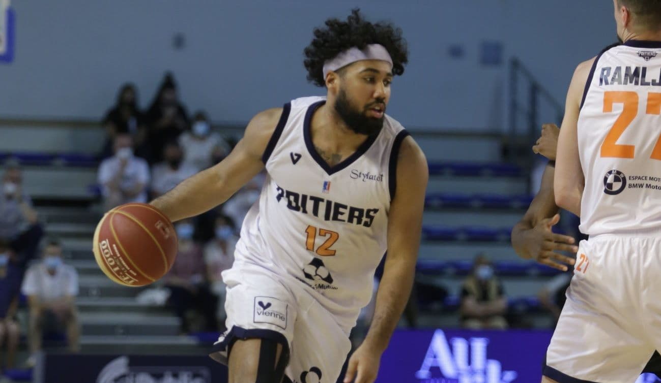 Joueur de Poitiers en 2020-2021, Dwayne Lautier-Ogunleye part à Udine