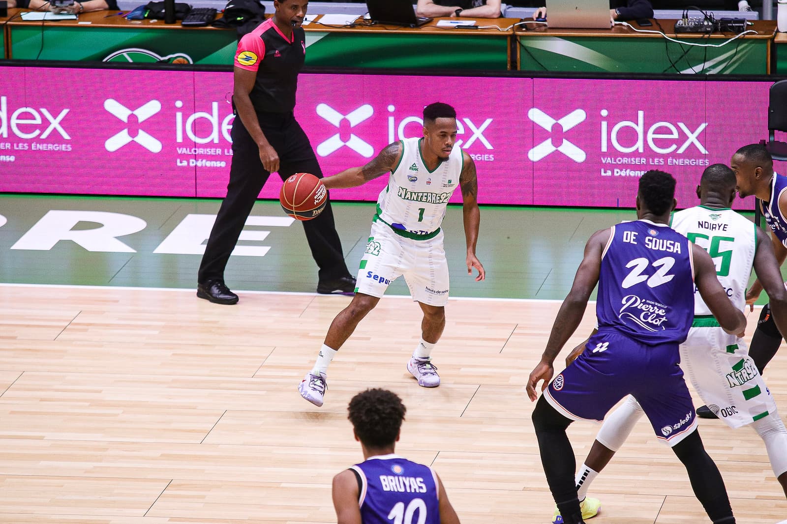 Nanterre parvient à prolonger Justin Bibbins
