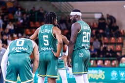 Justin Lewis et Gavin Ware lors du tournoi de Limoges